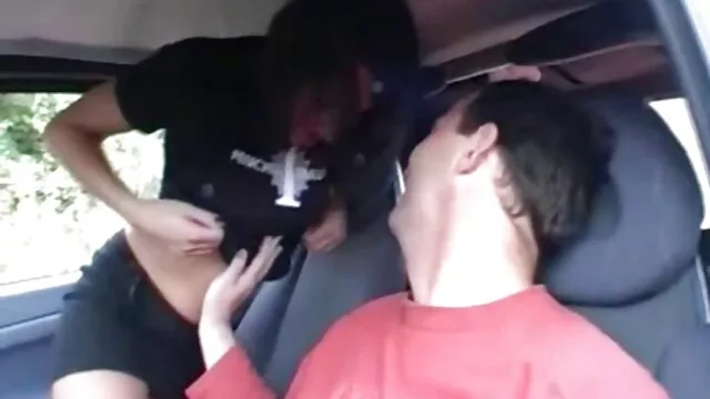 فقط 18 نوجوان کانال تلگرامی کلیپ های سکسی جوان یک ساله شدند