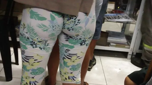 دانش آموز نوجوان گرد صورت در الاغ شلوغ می شود لینک کانال فیلم سوپردرتلگرام