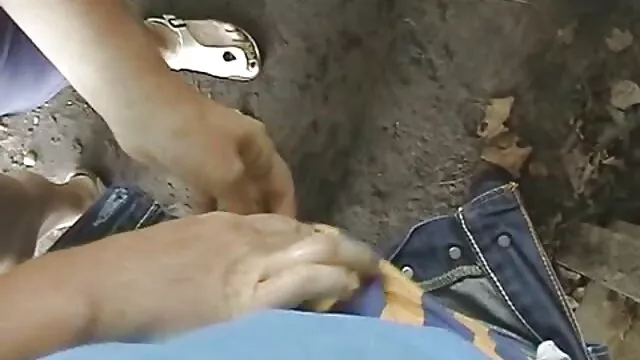 معلم من داغ اسپانیایی جلوی کانال تلگرام رمان های سکسی دوربین است!